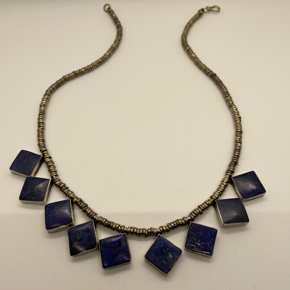 Vintage Looking Necklace - Picture 6 of 6